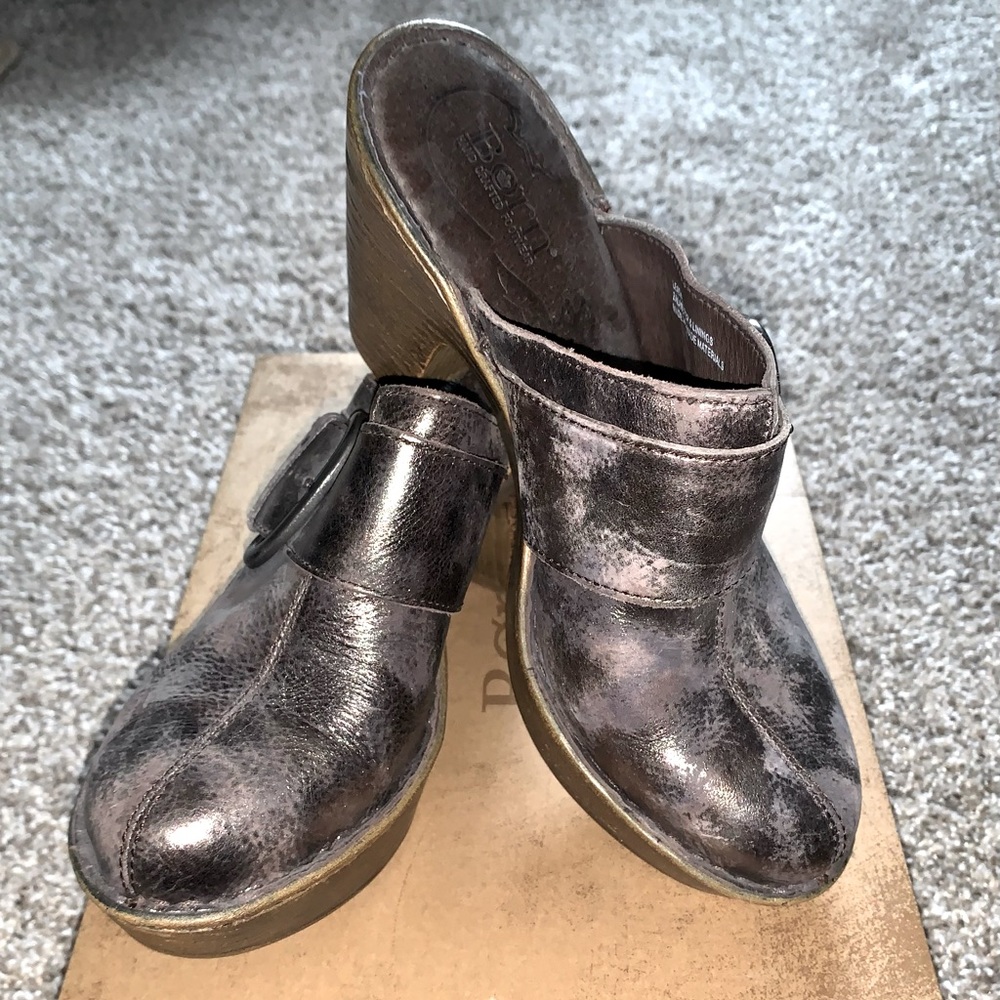 Gently used! Born Ibra Moro Metallic Platform Clog size 8
